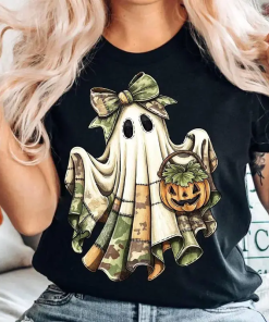 Comfort Color Retro Camo Patchwork Ghost Halloween T-shirt, Cute Green Bow Boo Ghost Shirt, Fall Pumpkin Graphic, Vintage Spooky Halloween Gift PO